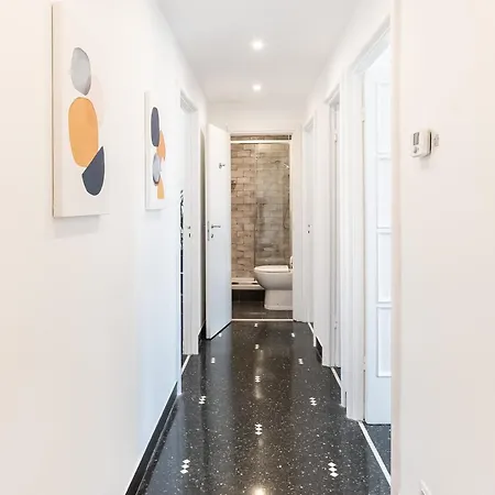 Apartment Luminoso Ed Elegante Nel Centro Storico Genua